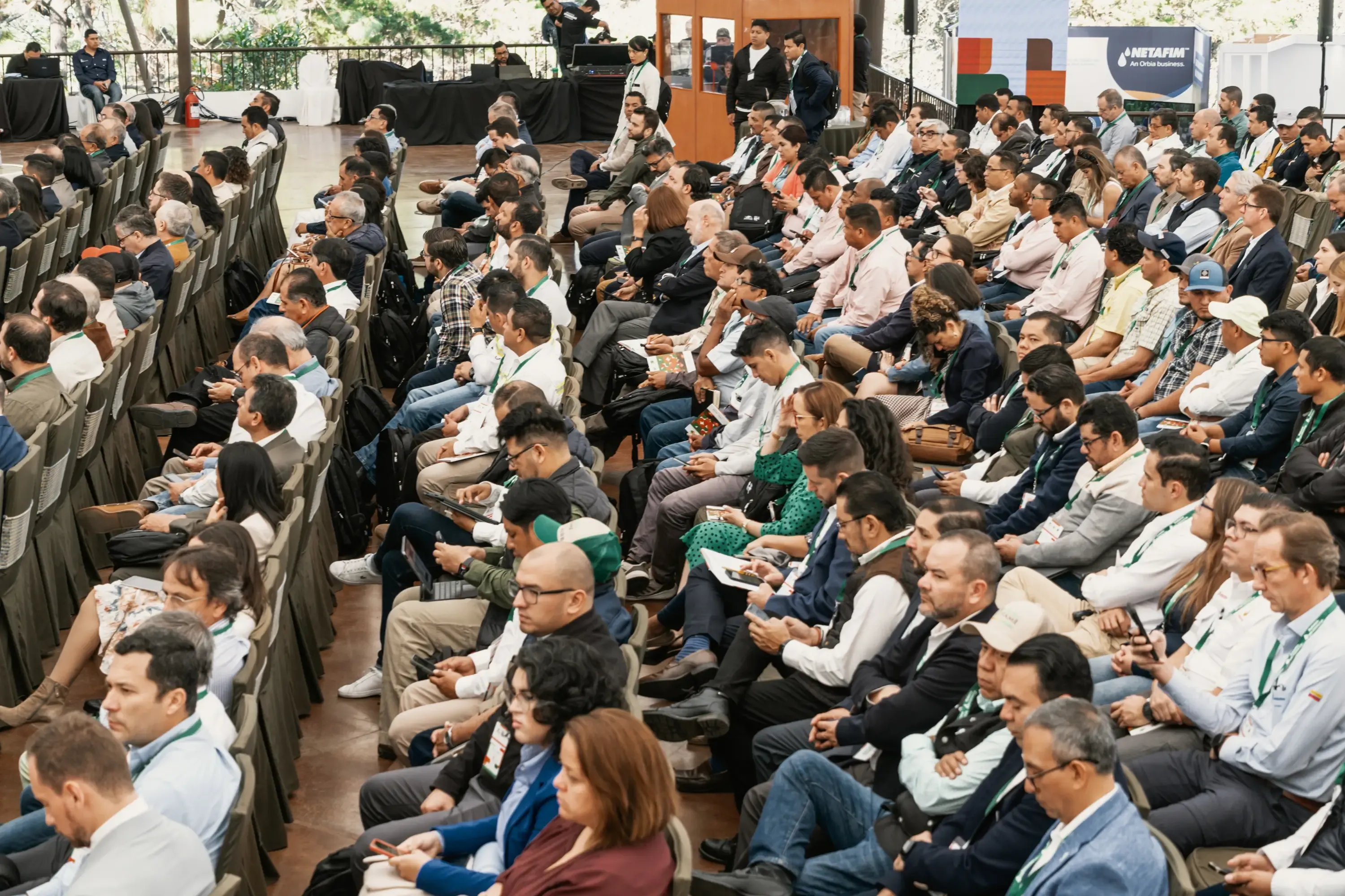 Audiencia del Congreso Palmero durante una presentacion tecnica.